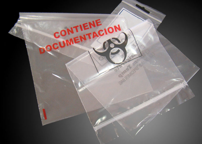 Bolsas de plástico transparente de PEBD, con cierre de presión reutilizable manual. Se utilizan para almacenar, proteger, presentar todo tipo de artículos.